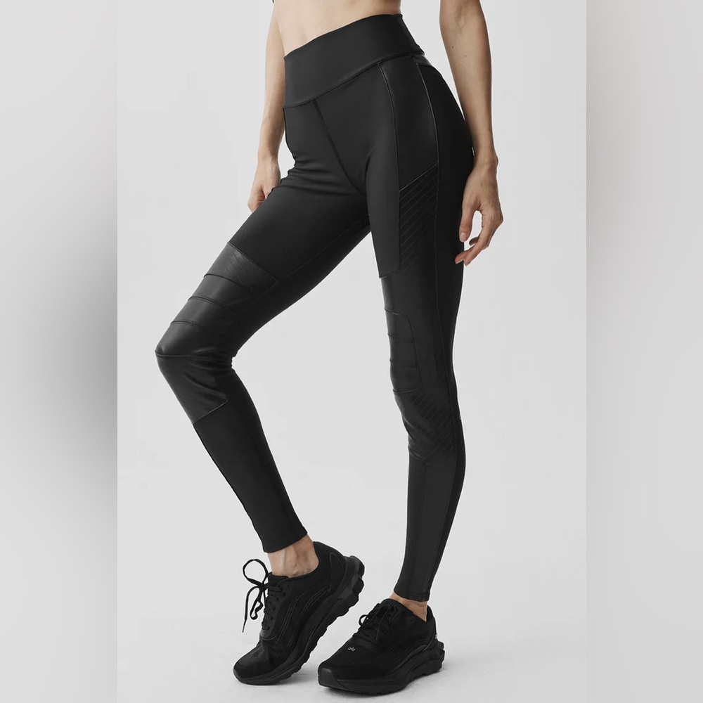 Alo Airlift Winter Warm High-Waist Supermoto Legging